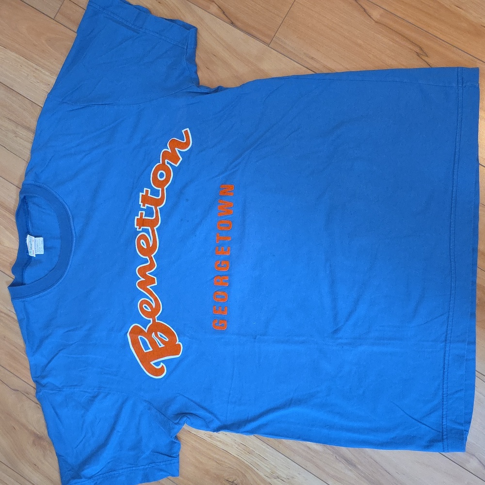 Benetton Vintage 80's Georgetown T-shirt. Made in Italy. Womens XL💙🧡